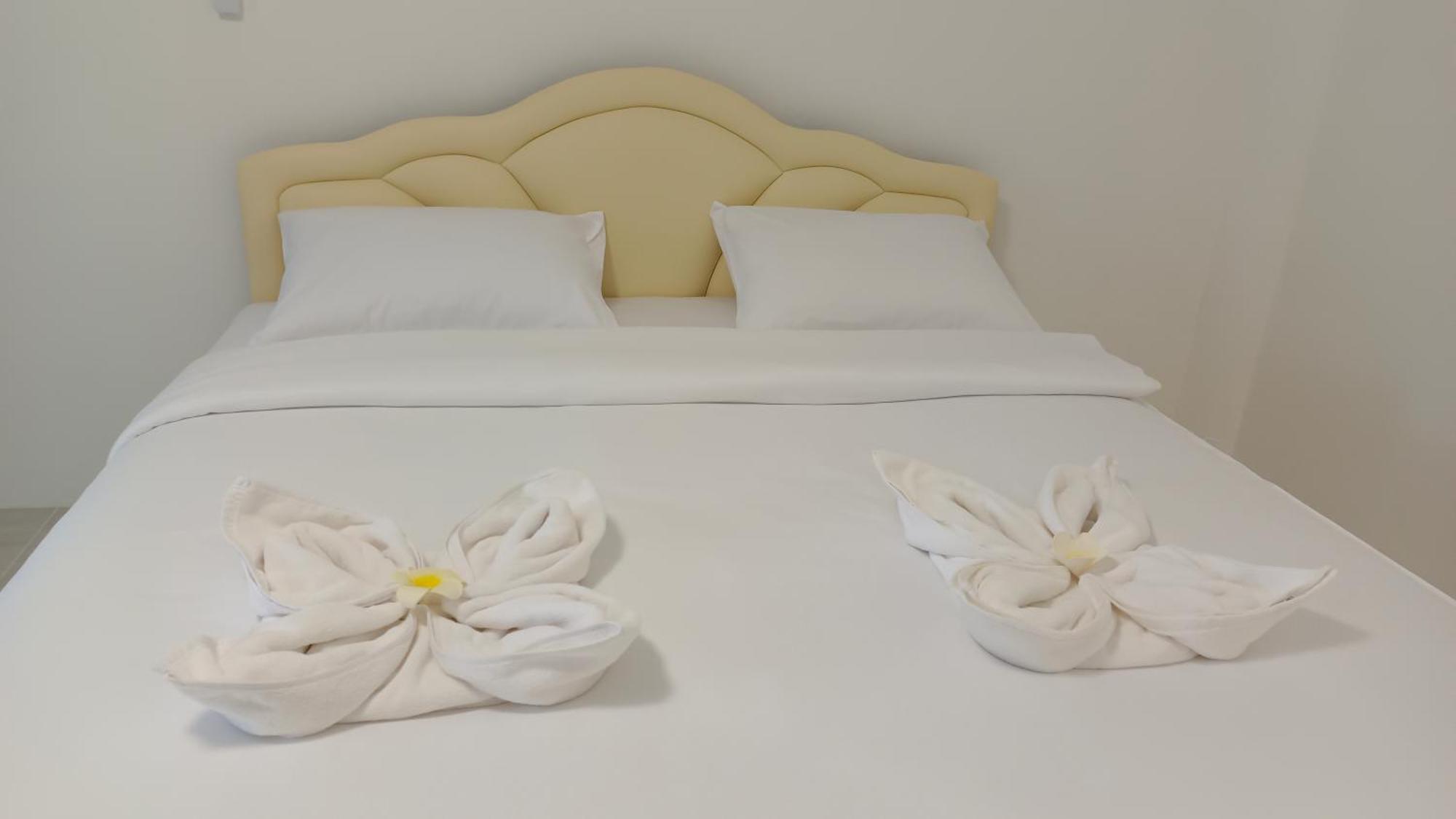 Batikseafood Airport & Room Ban Bo Sai Klang Exterior photo